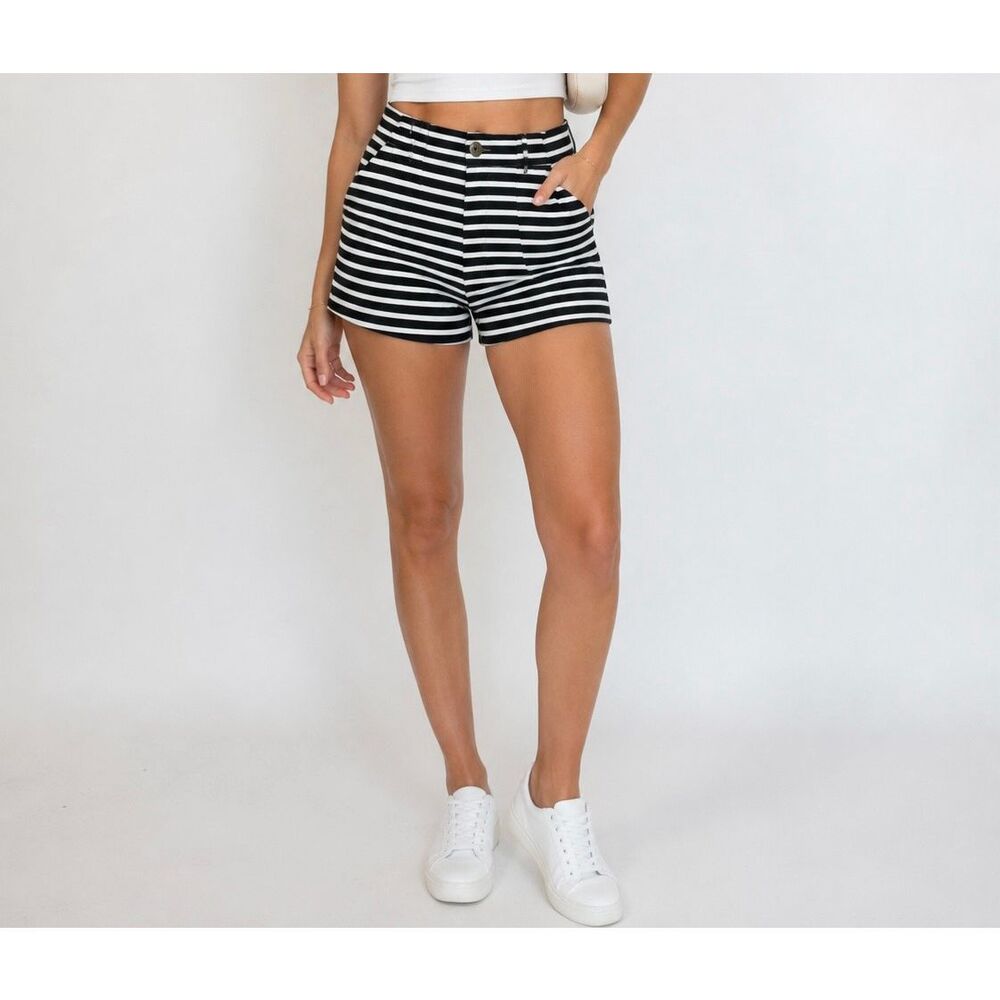 Love Tree Striped High Rise Shorts Medium Black White Nautical